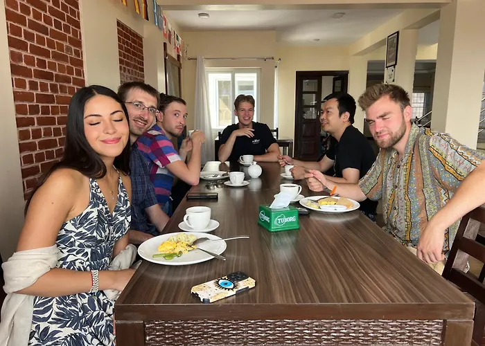 The Sparkling Turtle Backpackers